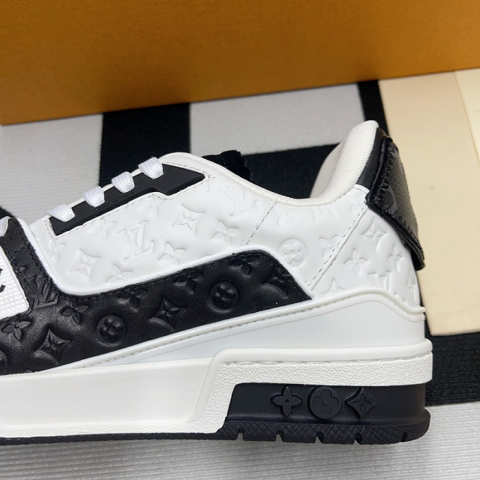 LUSV SNEAKERS
