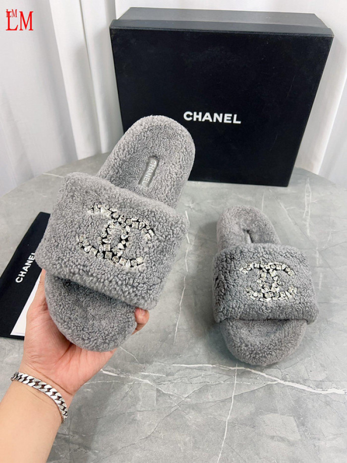 CN Slide Sandal