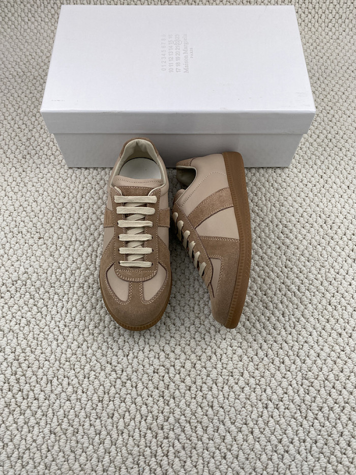 ma*s*n Ma*i*la sneaker